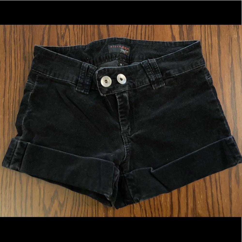 Nitrogen Signature Shorts